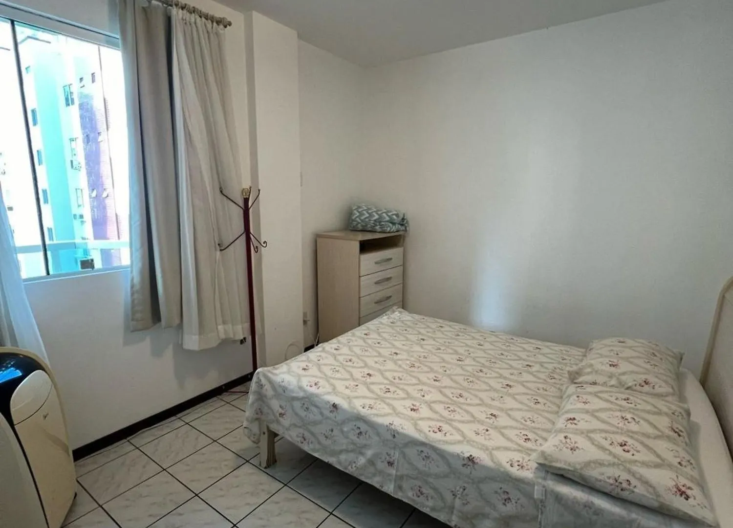 Apartamento Apto 2 dormitórios, quadra mar com garagem e ar condicionado Balneário Camboriú Brasil